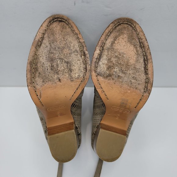 Coach Honey Suede Beige Block Heel Women's Shoes Q1963 US Size 6B - Picture 7 of 8